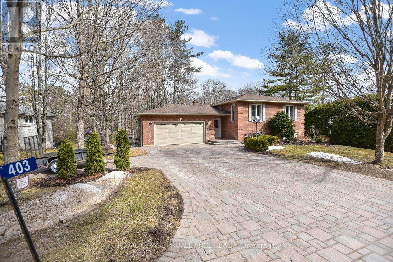 Property at 403 YOLE CRESCENT image 2