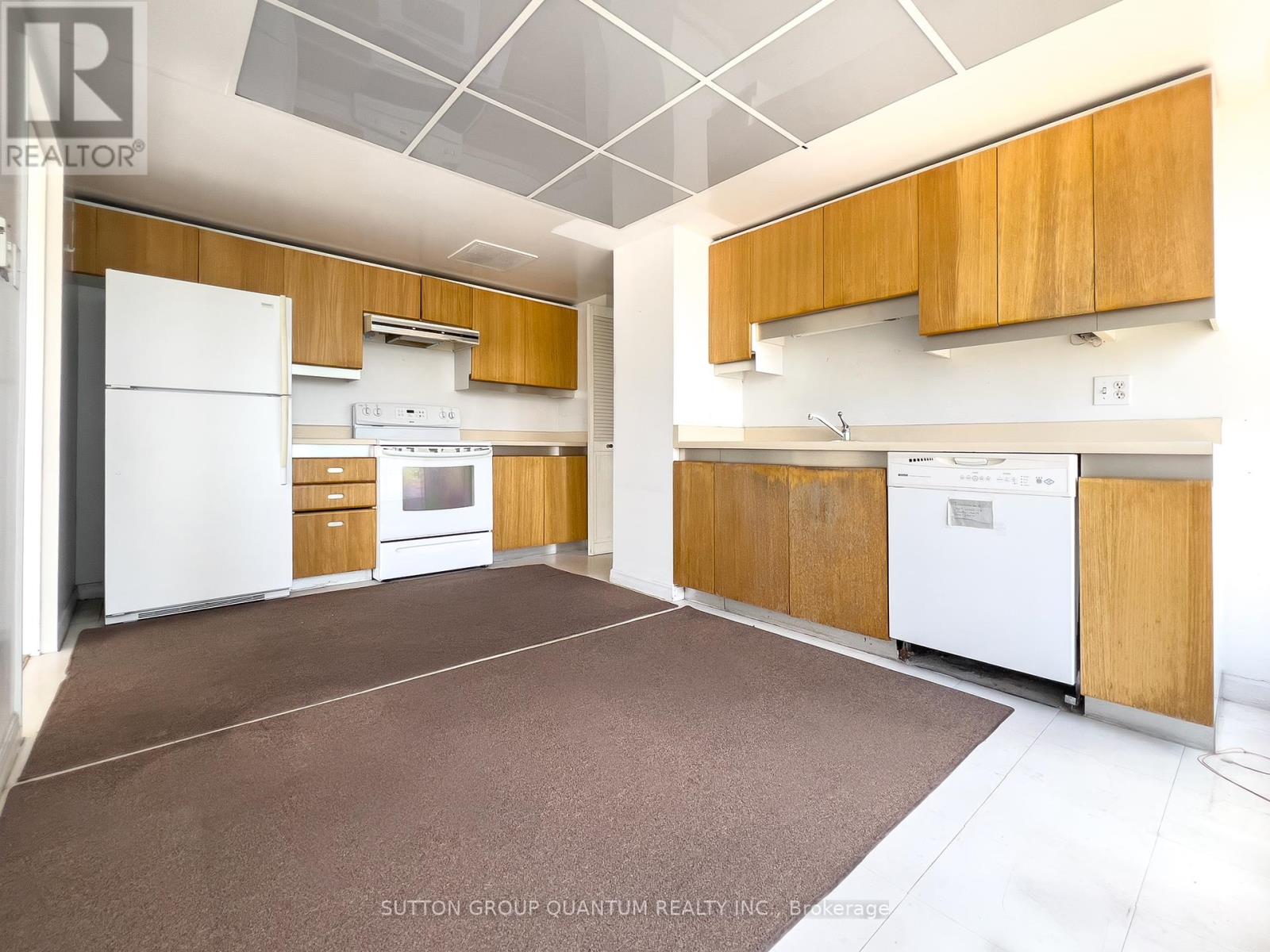 1617 - 55 Harbour Square, Toronto, Ontario  M5J 2L1 - Photo 10 - C12060025