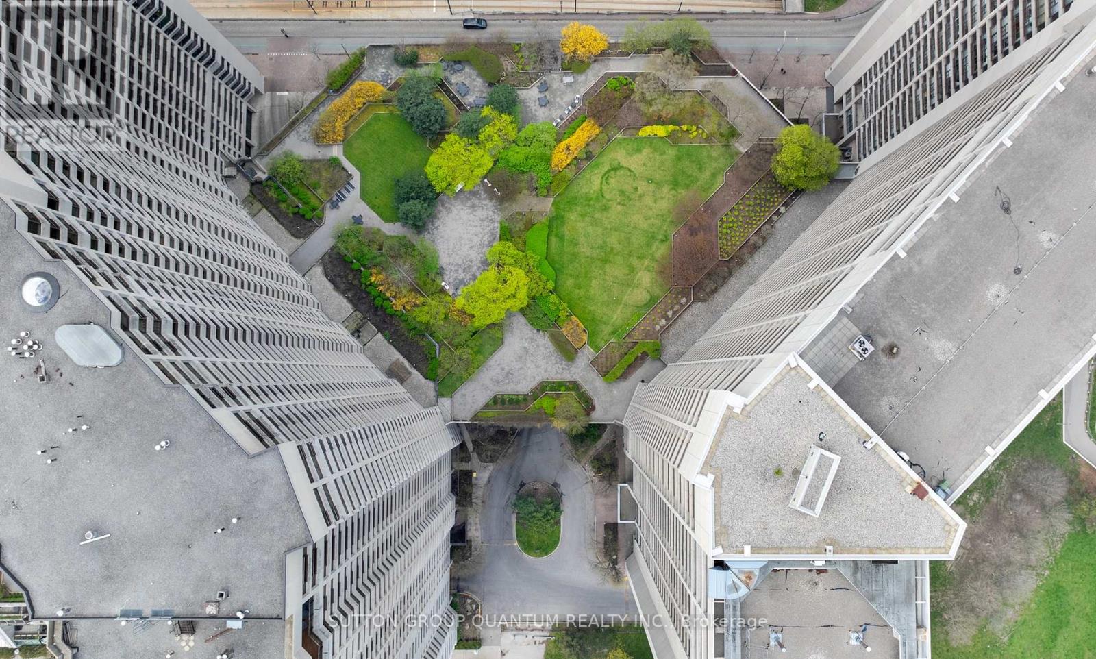 1617 - 55 Harbour Square, Toronto, Ontario  M5J 2L1 - Photo 27 - C12060025