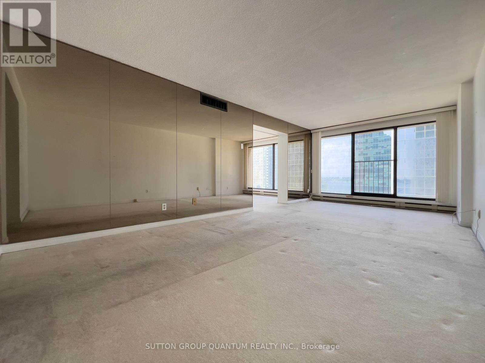 1617 - 55 Harbour Square, Toronto, Ontario  M5J 2L1 - Photo 4 - C12060025