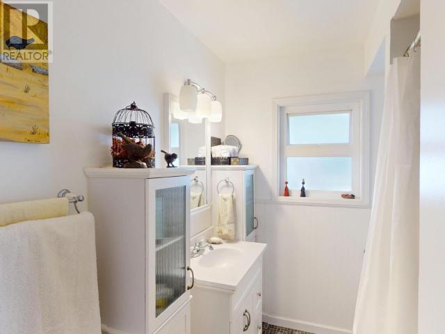 4007 Joyce Ave, Powell River, British Columbia  V8A 2Z4 - Photo 8 - 18850