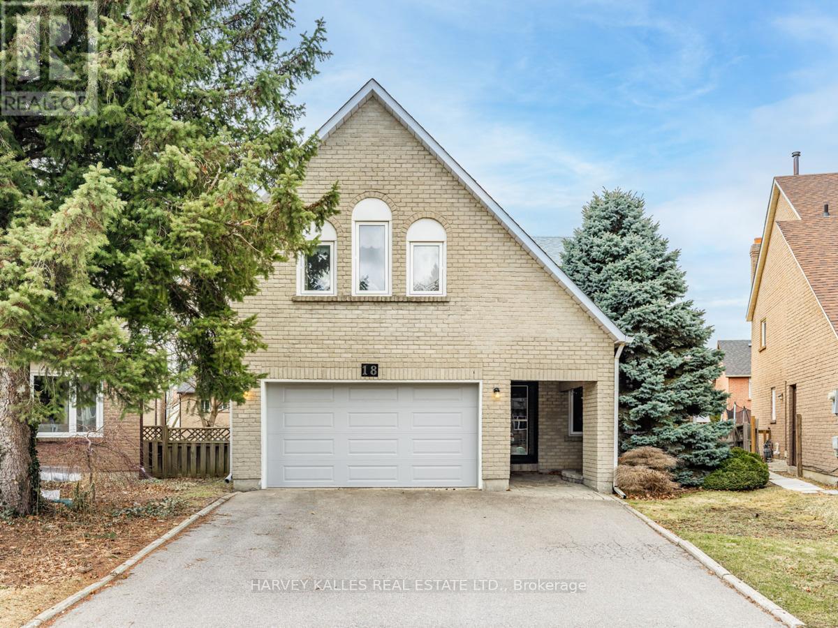 Property at 18 FINLAYSON COURT W image 1