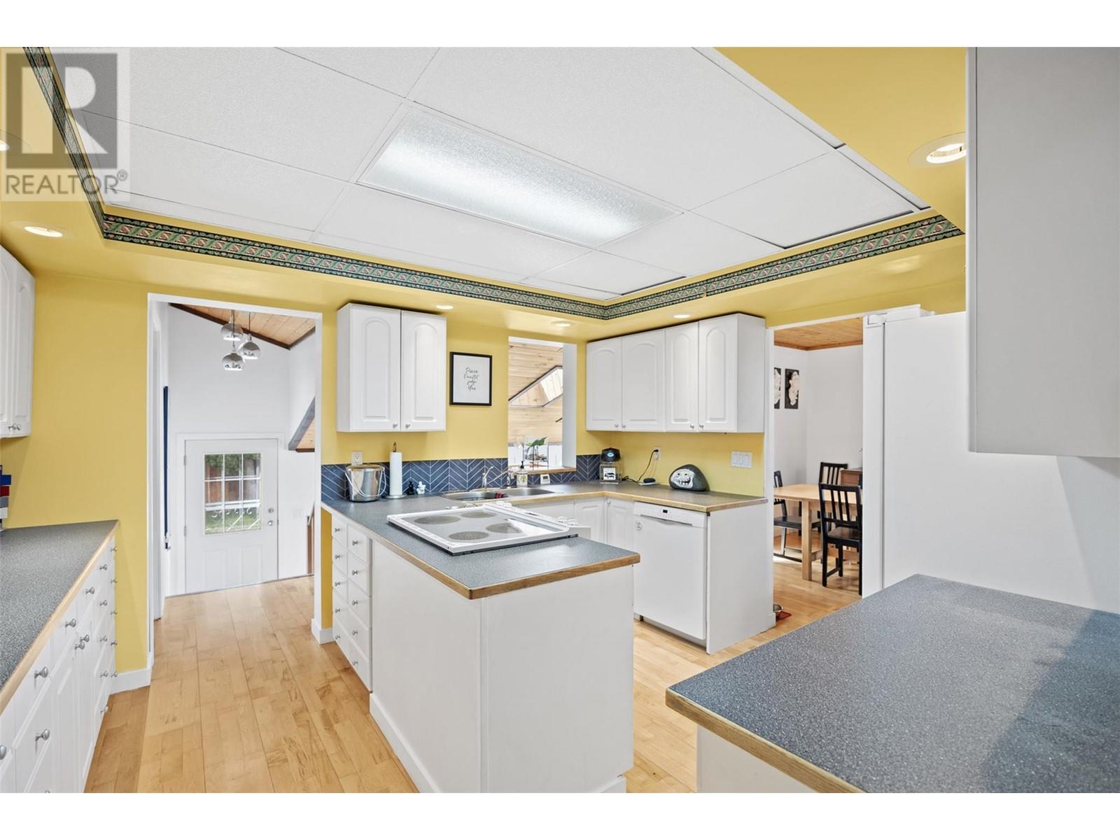 Property at 2485 PAULSEN Place image 2