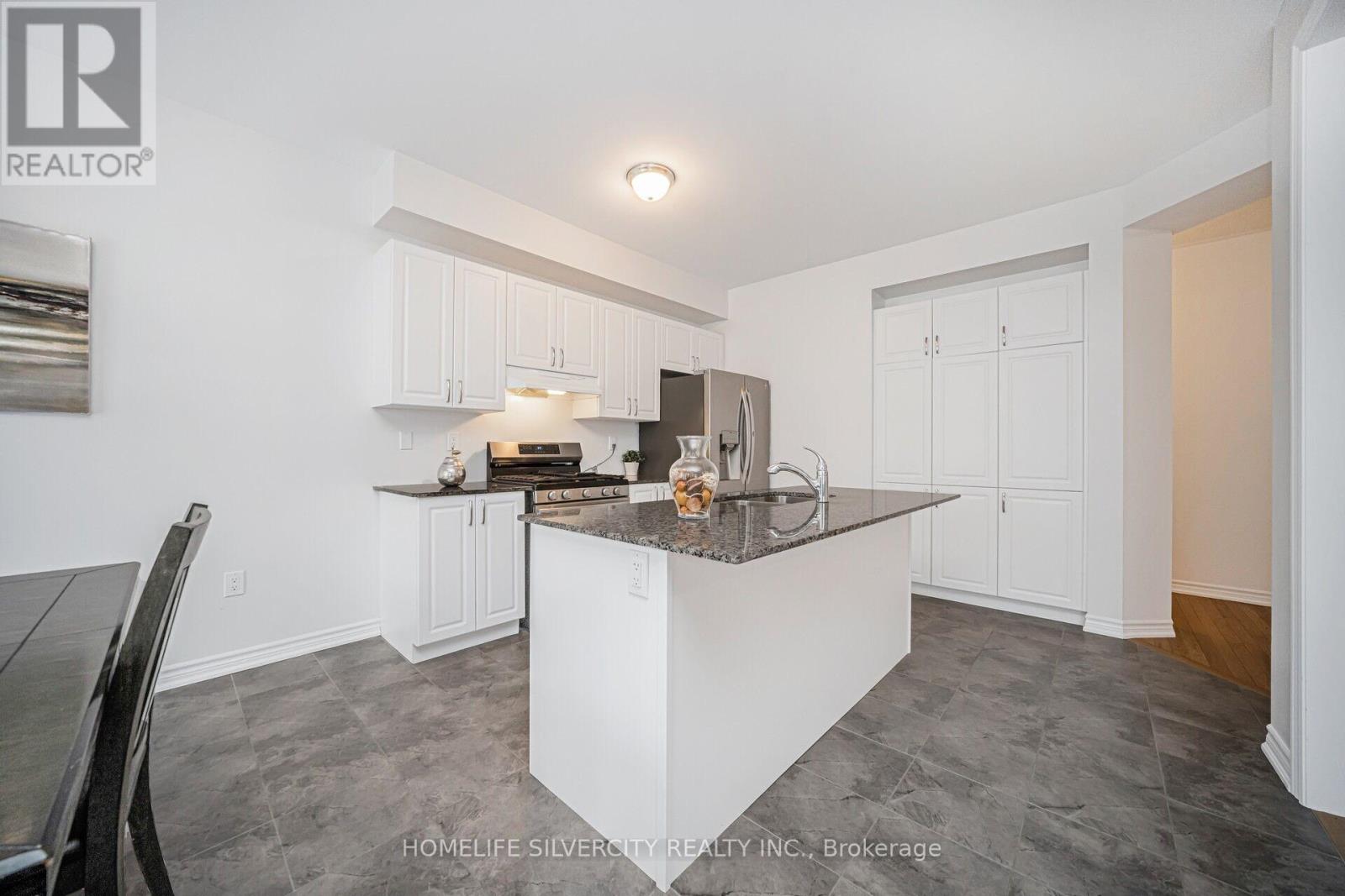65 Royal Fern Crescent, Caledon, Ontario  L7C 4H1 - Photo 12 - W12051651