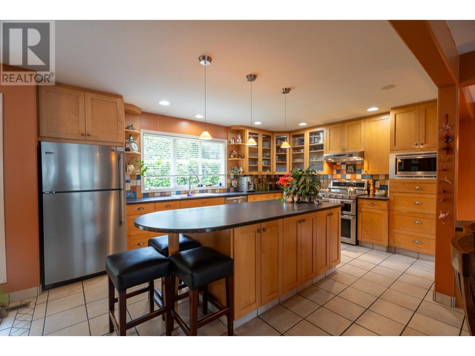 2131 Westsyde Road, Kamloops, British Columbia  V2H 1T7 - Photo 10 - 10341745