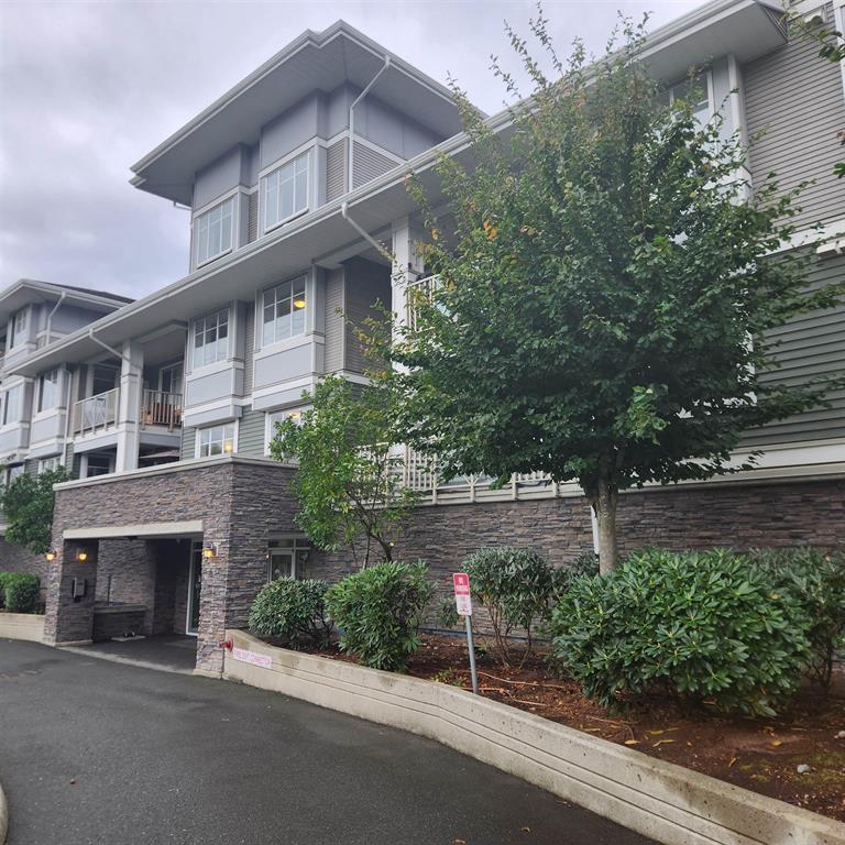 214 46262 FIRST AVENUE|Chilliwack Proper East, Chilliwack, British Columbia