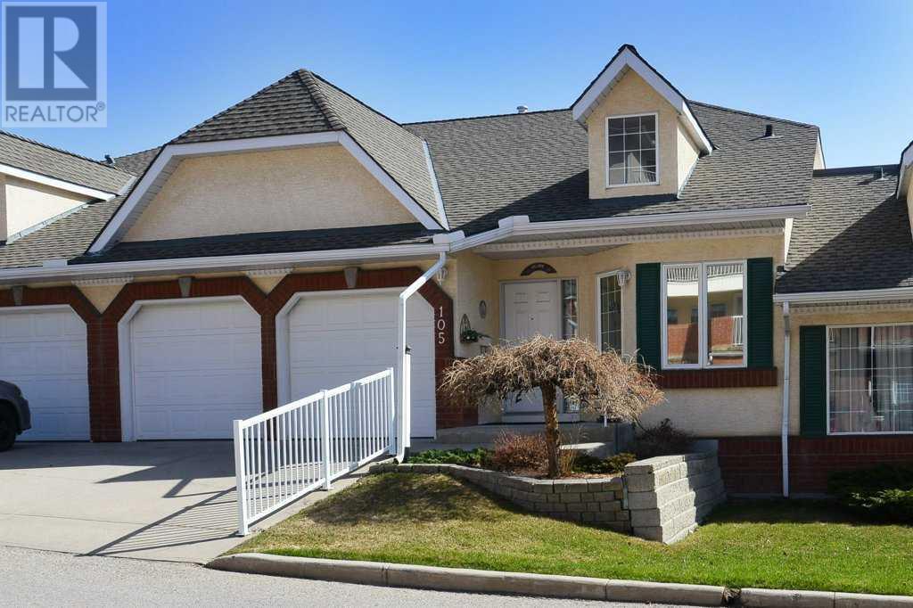 Property at 105 Sienna Park Green SW image 1