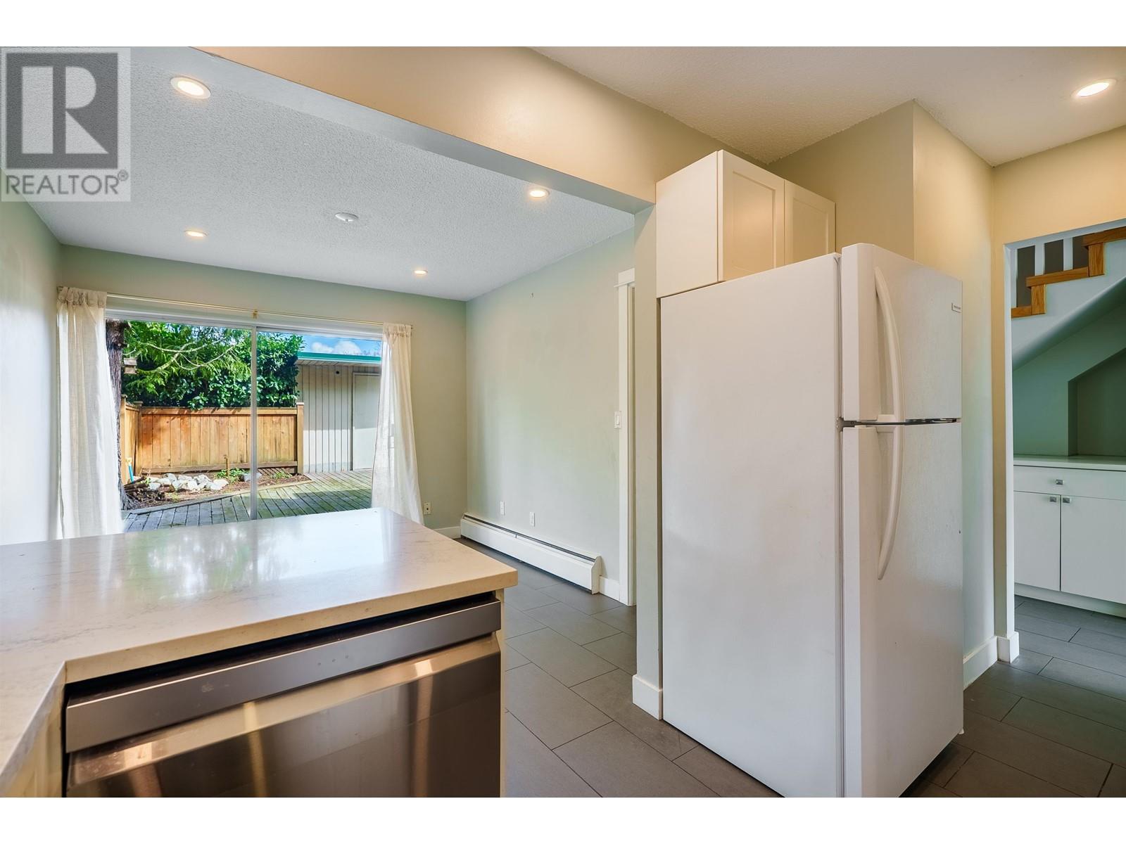 2645 Westview Drive, North Vancouver, British Columbia  V7N 3X1 - Photo 14 - R2983947