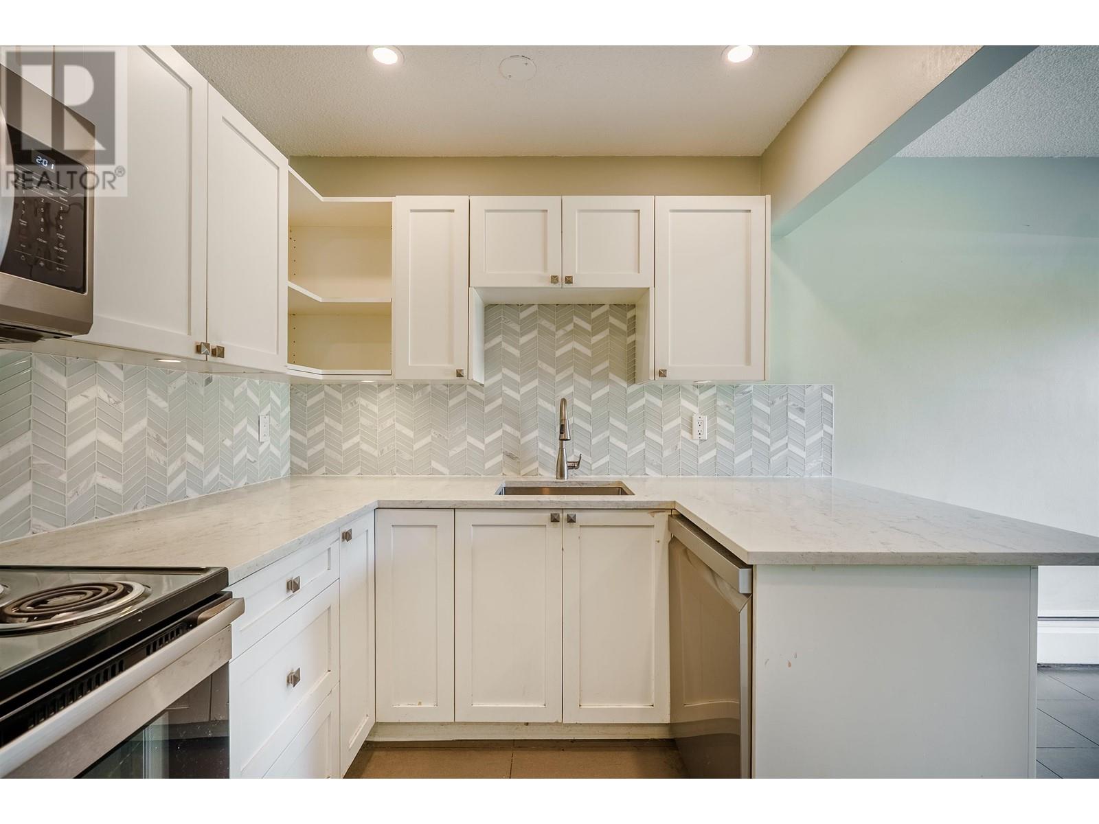 2645 Westview Drive, North Vancouver, British Columbia  V7N 3X1 - Photo 13 - R2983947