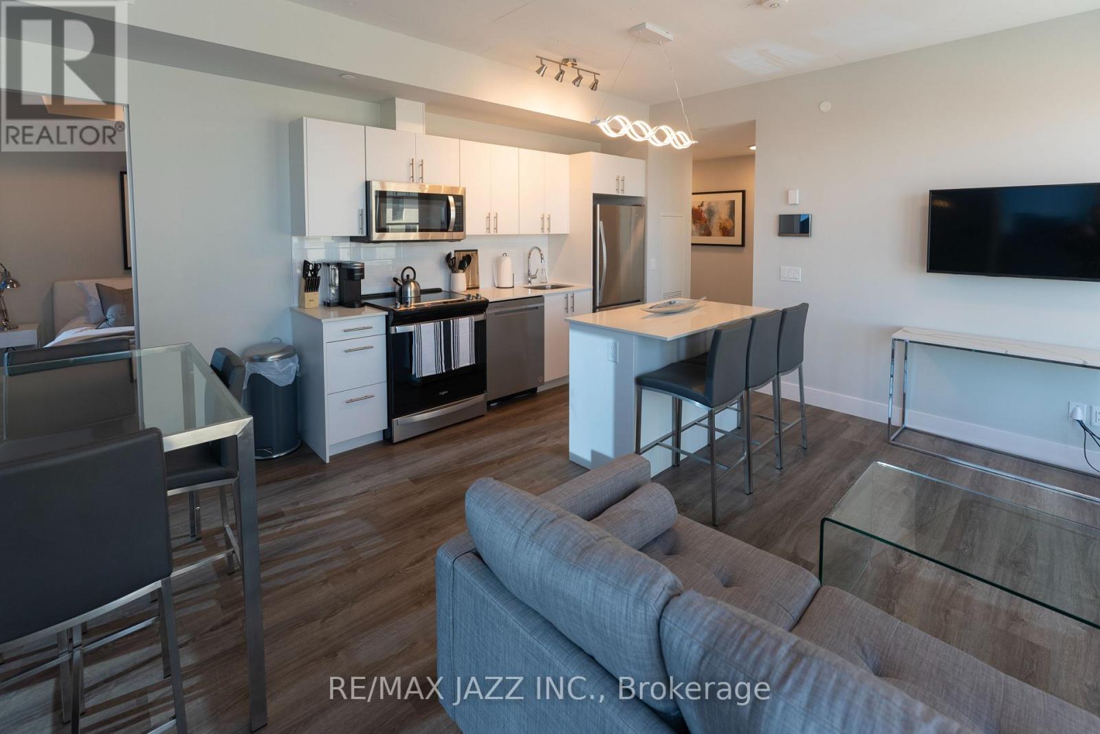904 - 80 Bond Street E, Oshawa, Ontario  L1G 0E6 - Photo 3 - E12060094