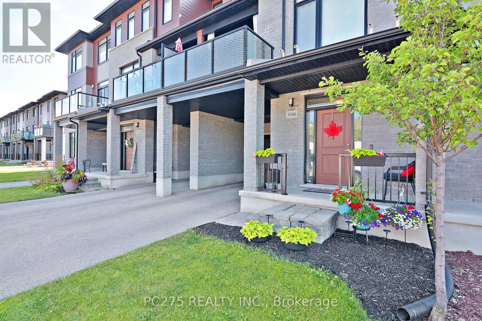 Property at 17 - 3046 SPRINGMEADOW ROAD image 3
