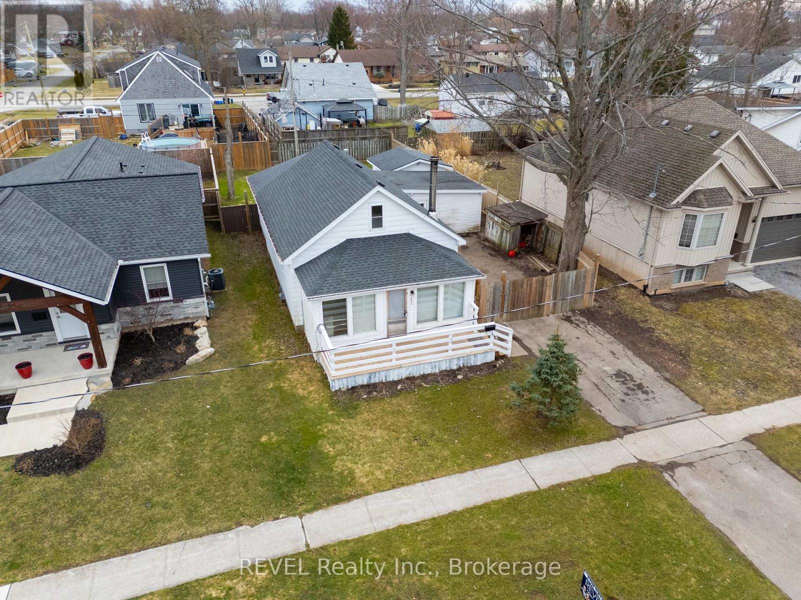 Property at 460 DAYTONA DRIVE image 3