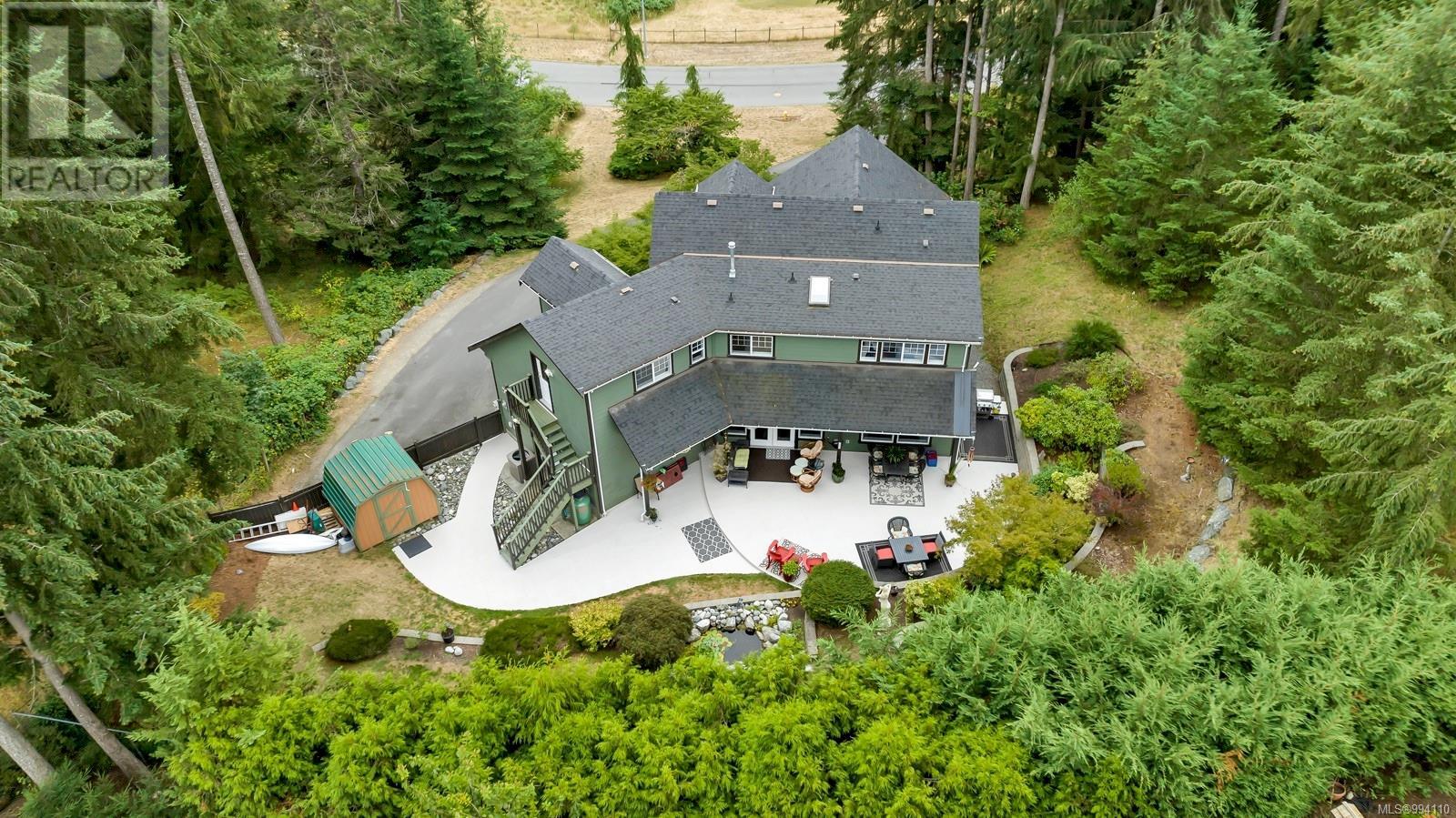 Property at 2057 Buckingham Rd image 4