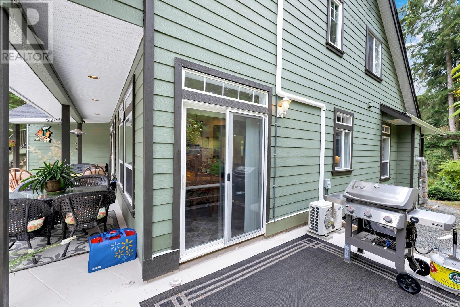 Property at 2057 Buckingham Rd image 1