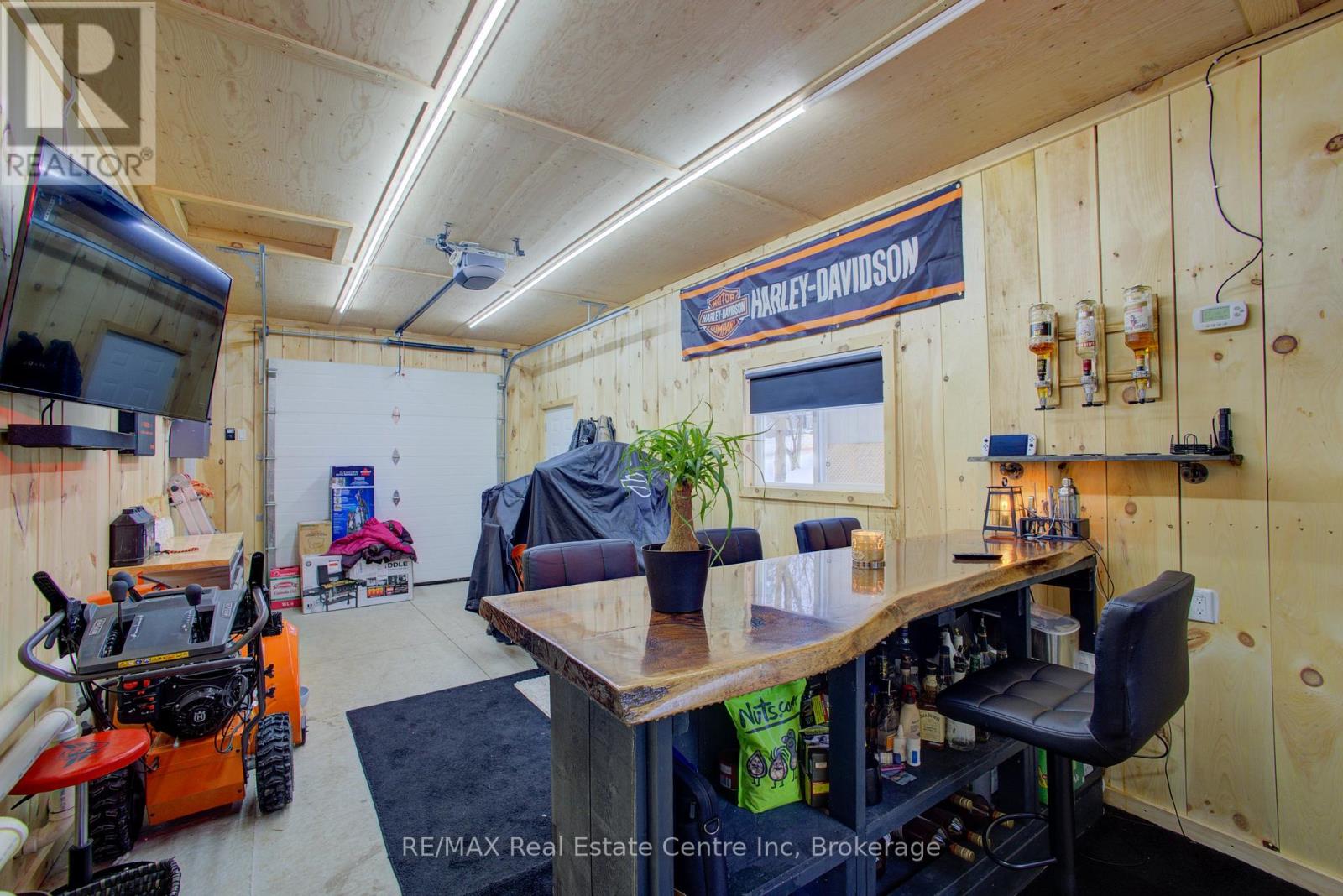 49 North Broadway Street, Centre Wellington, Ontario  N0B 1J0 - Photo 22 - X12060055