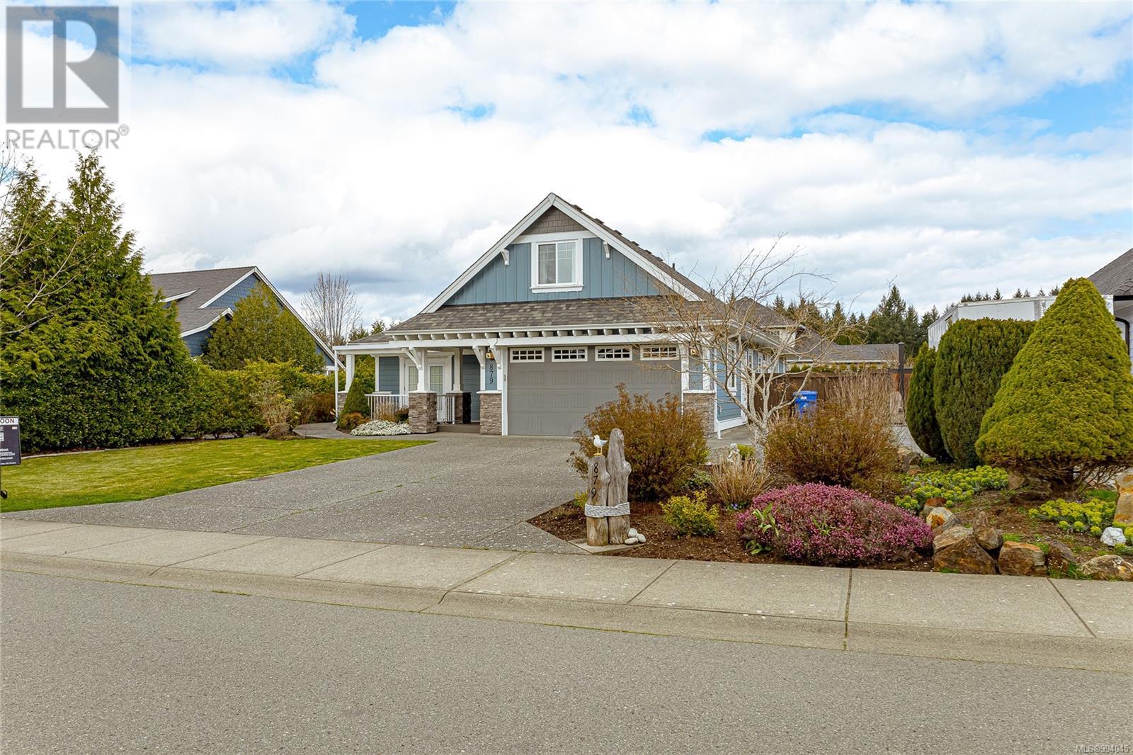 Property at 879 Tutor Way image 2