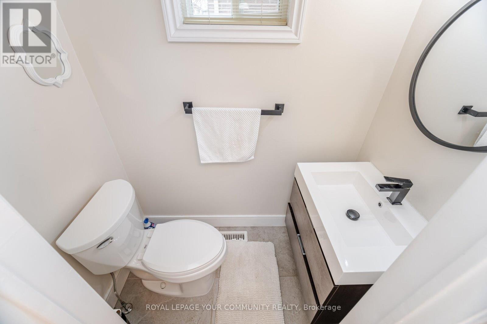 48 Bluesky Crescent, Richmond Hill (Observatory), Ontario  L4C 8H9 - Photo 15 - N12060132