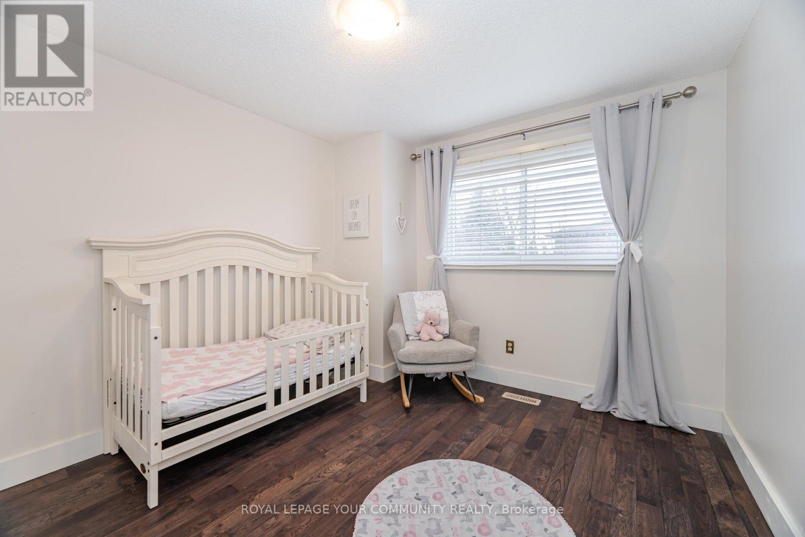 48 Bluesky Crescent, Richmond Hill (Observatory), Ontario  L4C 8H9 - Photo 23 - N12060132