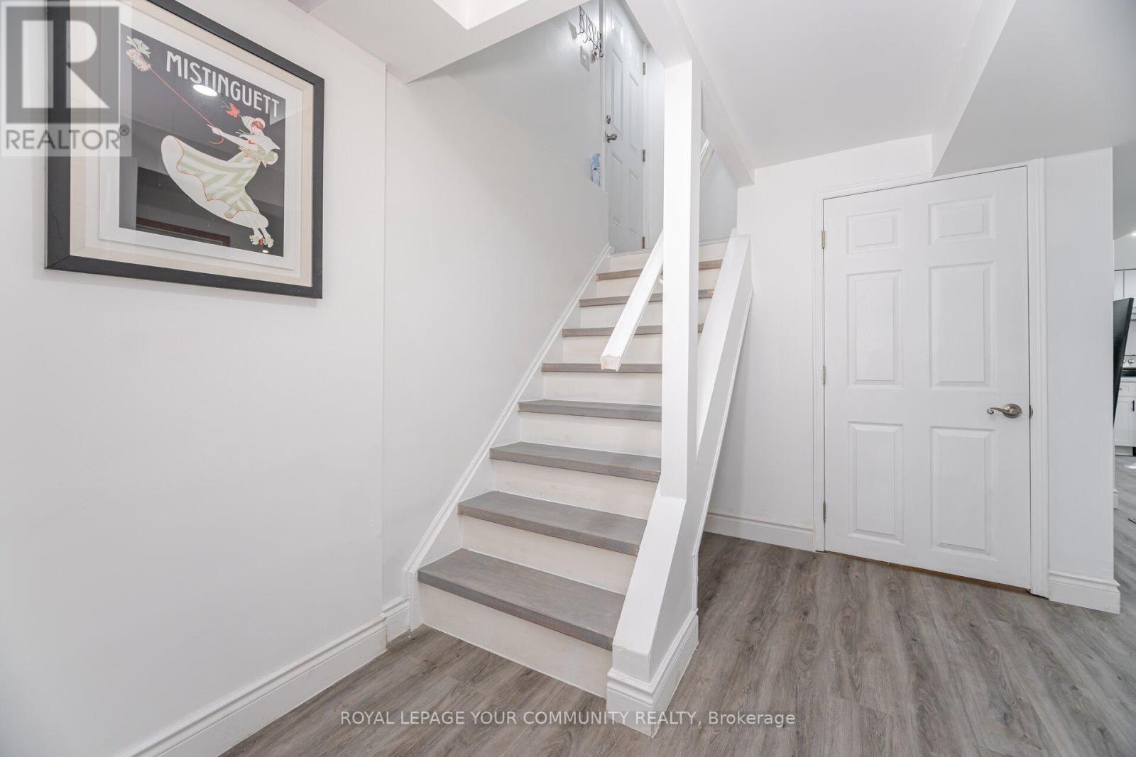 48 Bluesky Crescent, Richmond Hill (Observatory), Ontario  L4C 8H9 - Photo 25 - N12060132
