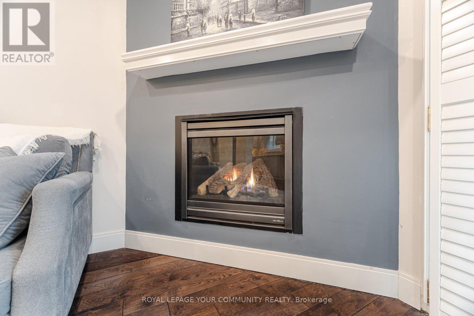 48 Bluesky Crescent, Richmond Hill (Observatory), Ontario  L4C 8H9 - Photo 8 - N12060132