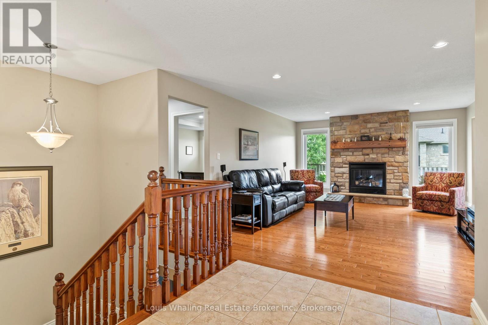 Property at 408 4TH STREET S image 4
