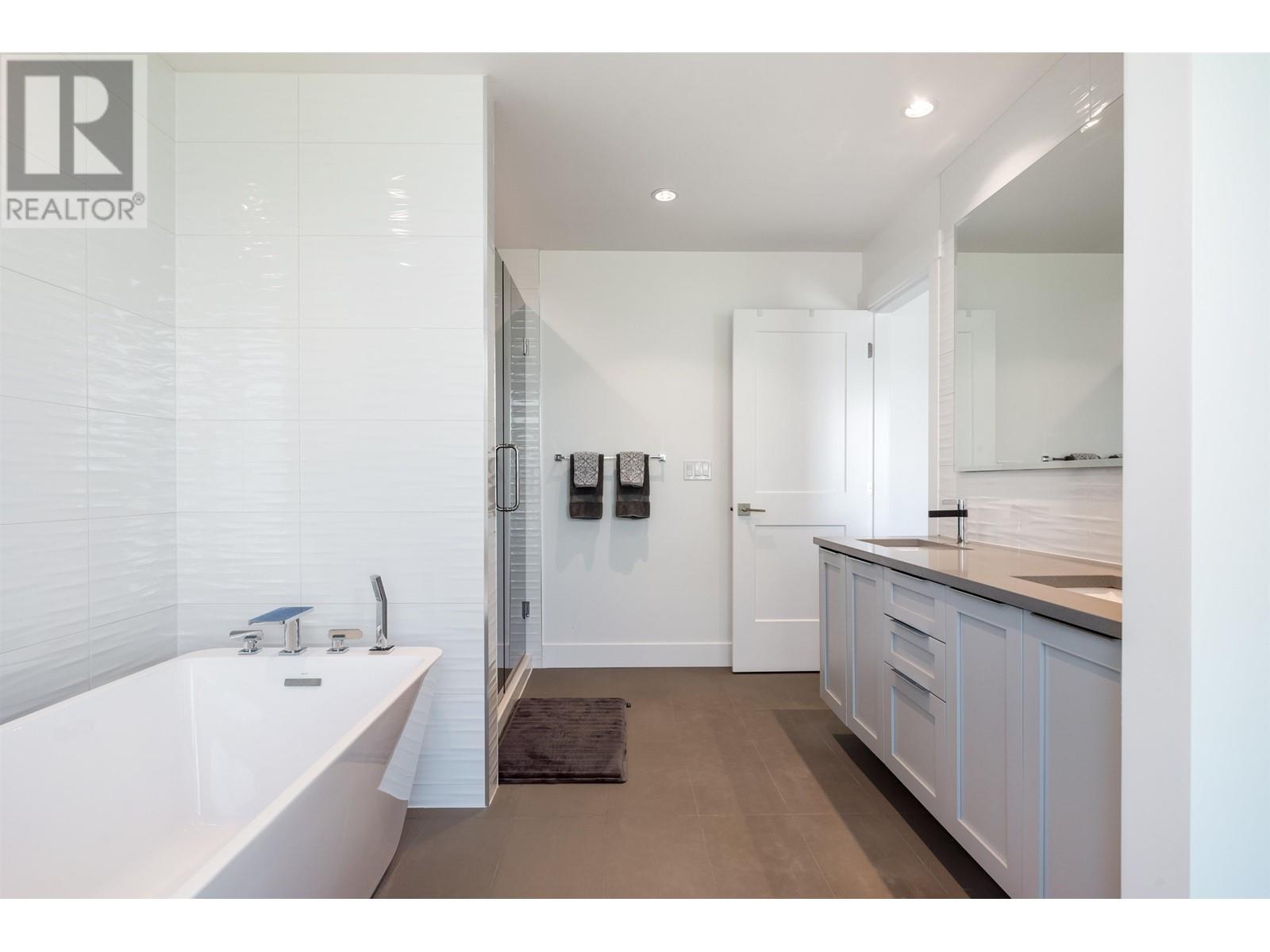 7 3535 Princeton Avenue, Coquitlam, British Columbia  V3E 0P1 - Photo 29 - R2979931