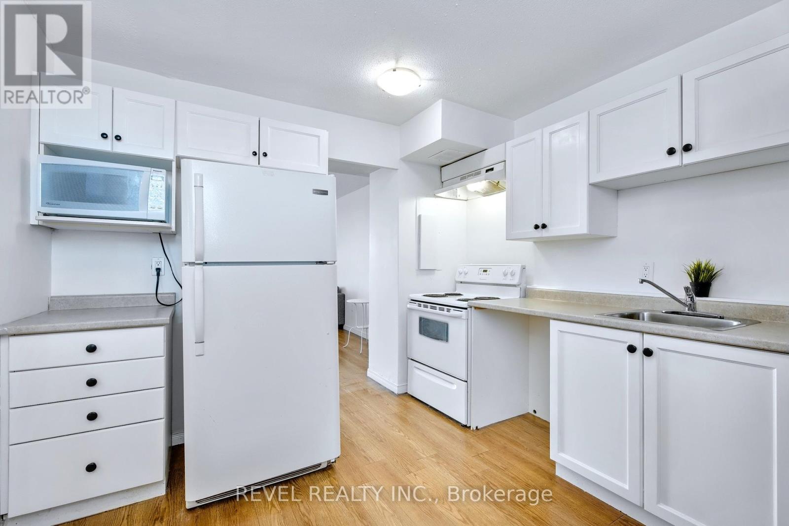 Property at 715 - 350 QUIGLEY ROAD image 4
