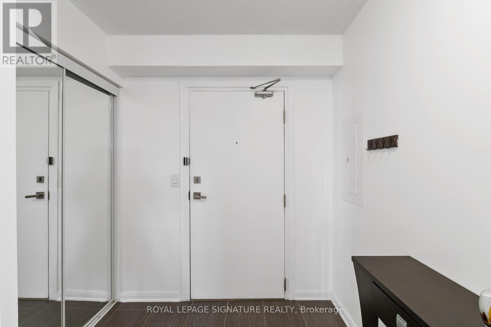 203 - 1005 Nadalin Heights, Milton, Ontario  L9T 8R4 - Photo 29 - W12060113