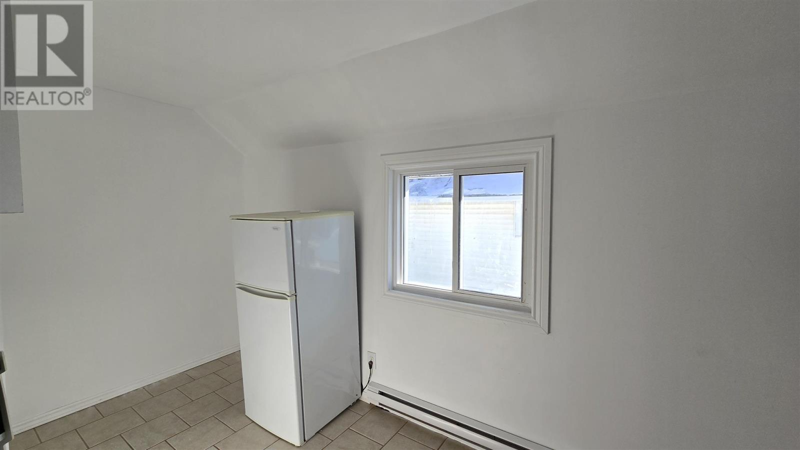 22 Ferris Ave, Sault Ste Marie, Ontario  P6B 2R4 - Photo 16 - SM250548
