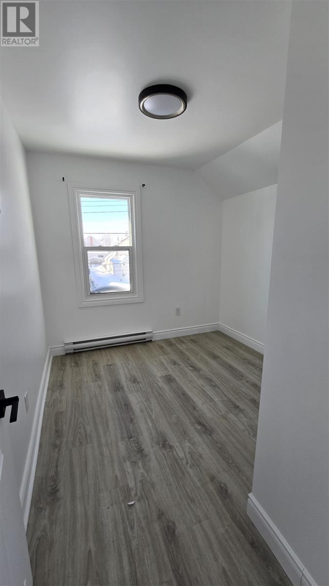 22 Ferris Ave, Sault Ste Marie, Ontario  P6B 2R4 - Photo 17 - SM250548