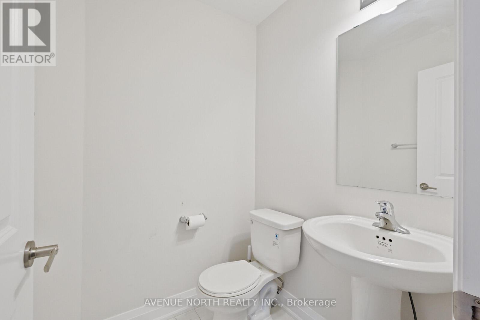 Property at 763 PETANQUE CRESCENT image 4
