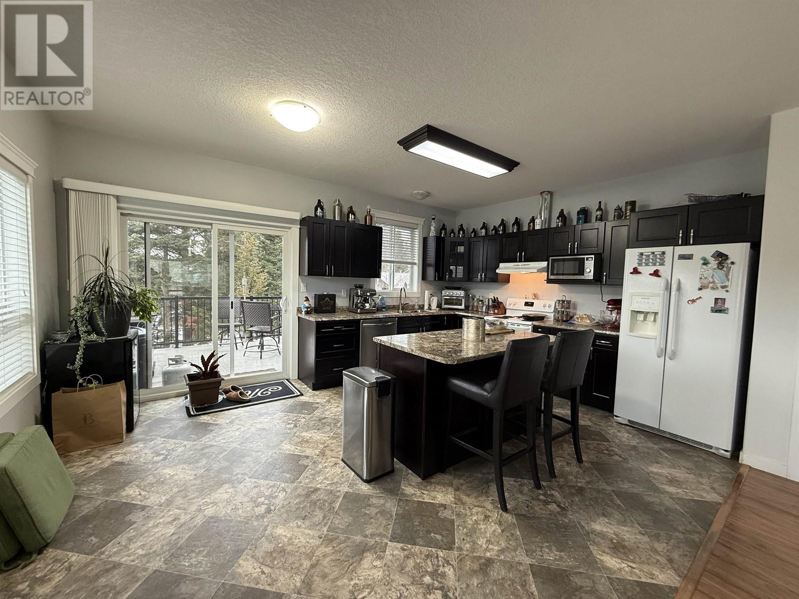 7102 Elk Road, Prince George, British Columbia  V2N 5P6 - Photo 12 - R2985680