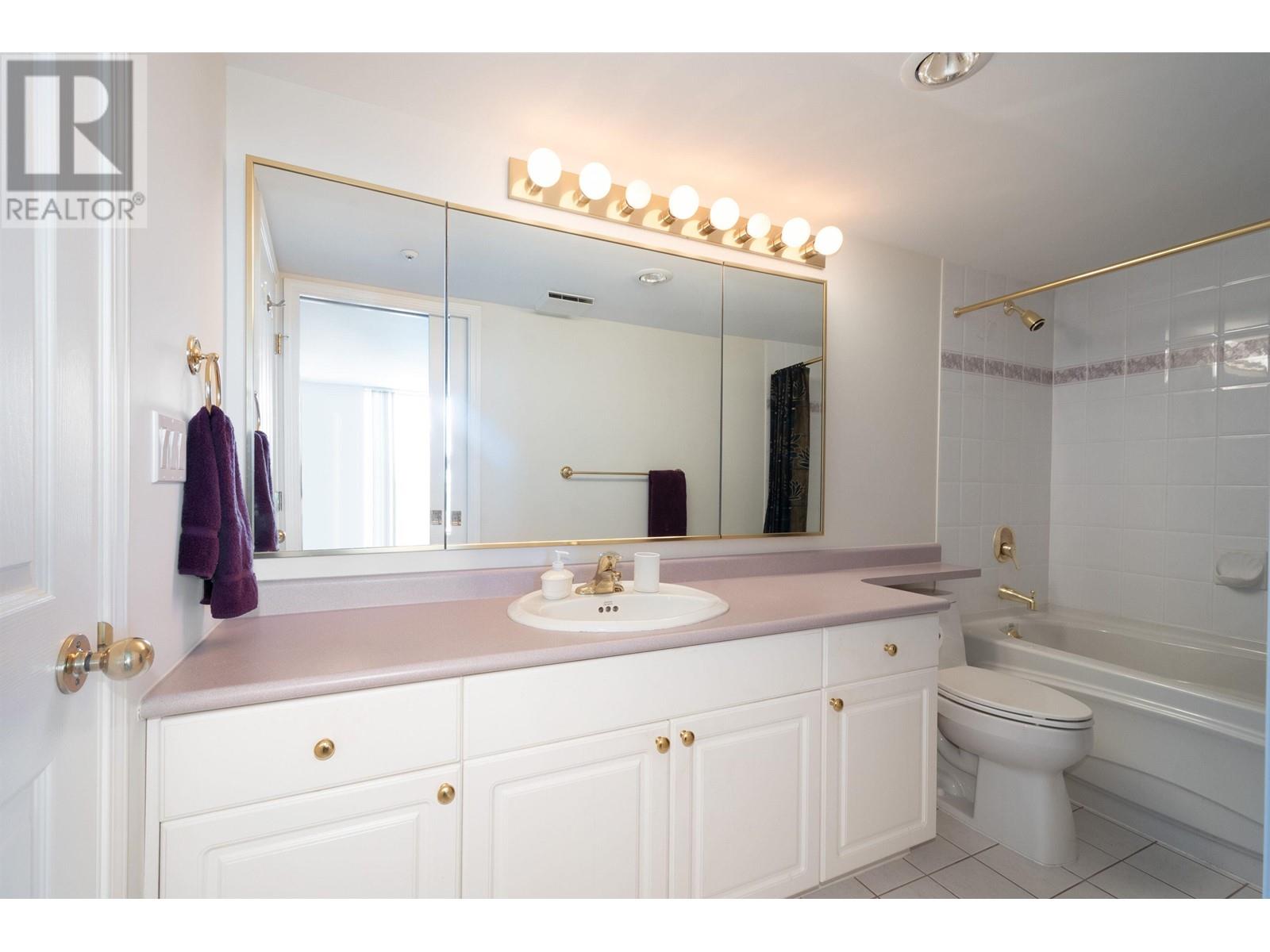 2301 719 Princess Street, New Westminster, British Columbia  V3M 6T9 - Photo 31 - R2985753