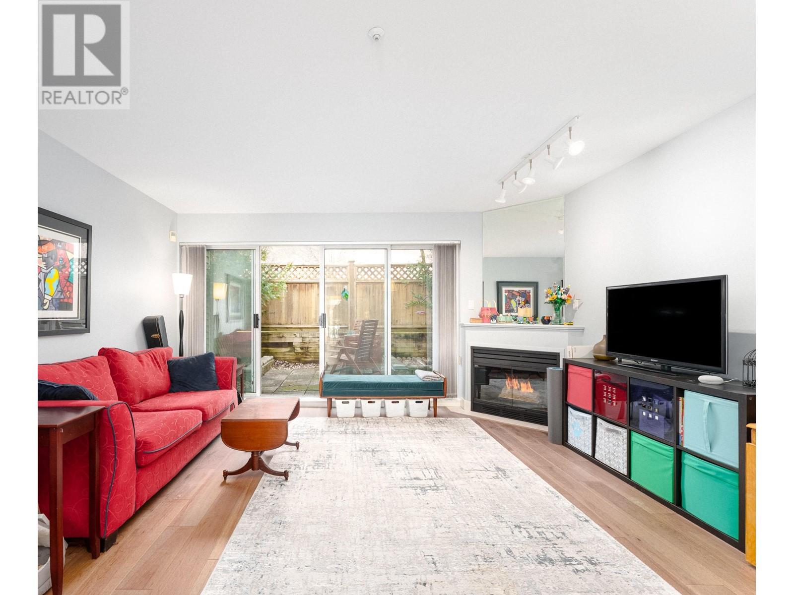 Property at 3375 FIELDSTONE AVENUE image 1