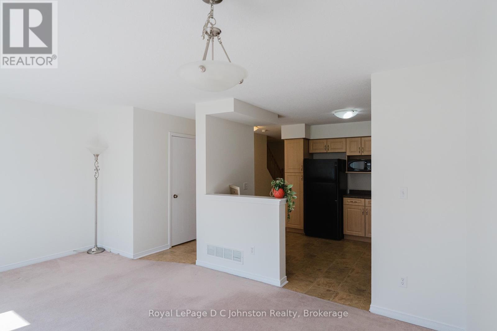 94 - 409 Joseph Street, Saugeen Shores, Ontario  N0H 2C2 - Photo 10 - X12060223