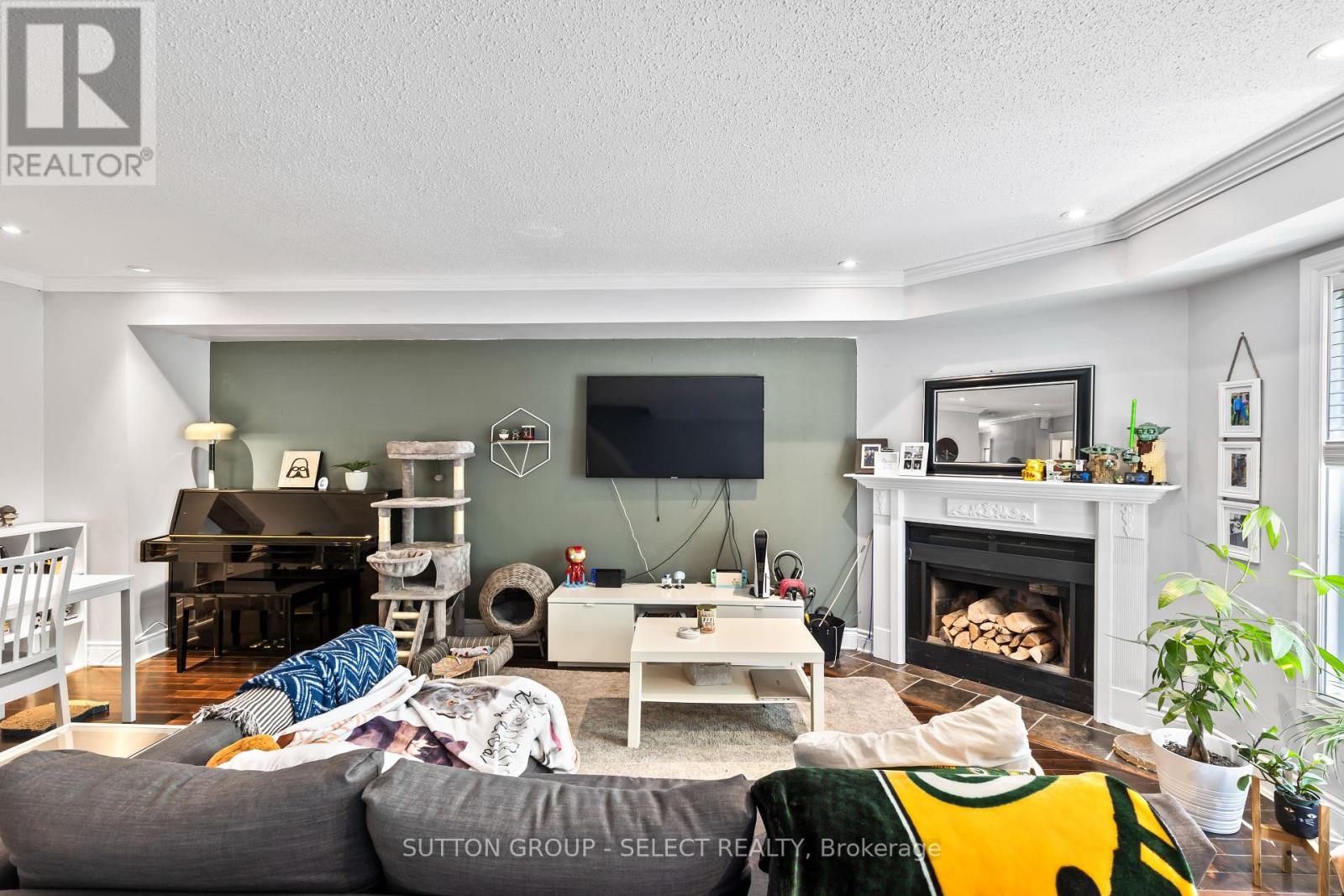 Property at 35 - 1786 ATTAWANDARON ROAD image 4