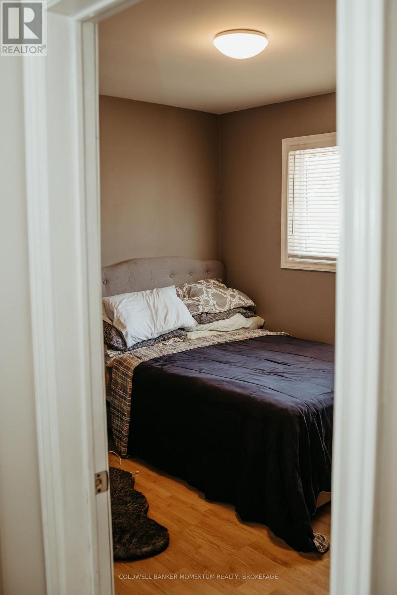 149 Sullivan Avenue, Thorold (Thorold Downtown), Ontario  L2V 2Z3 - Photo 16 - X12059872