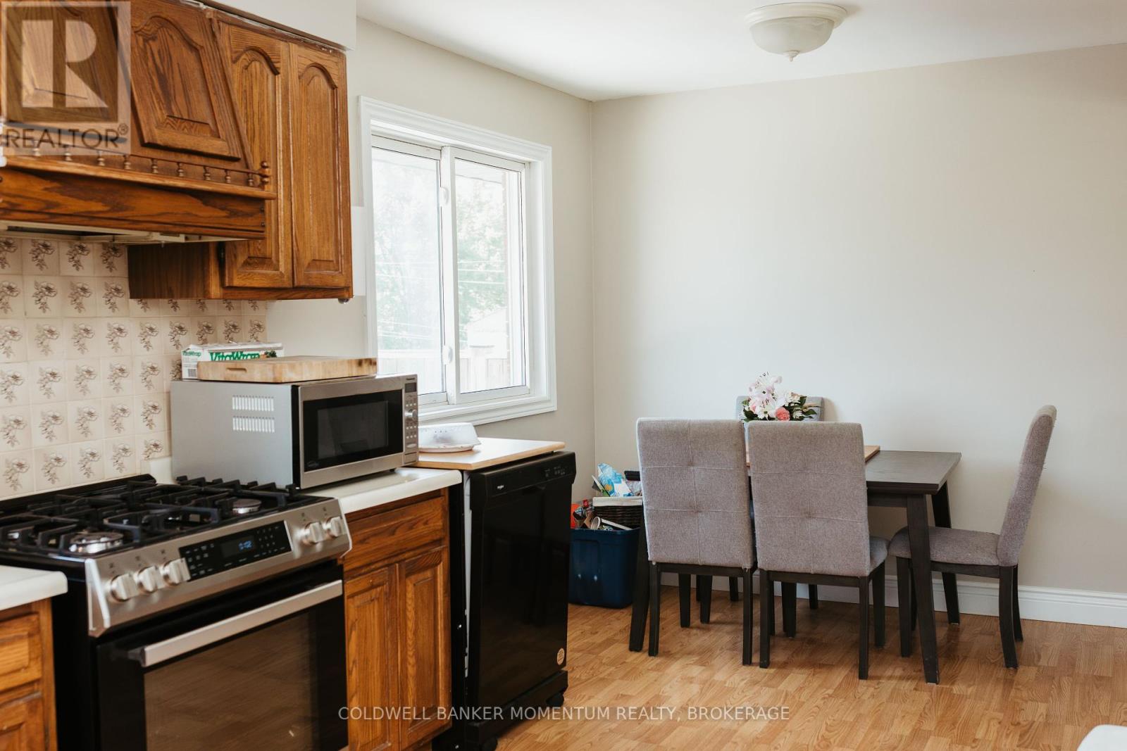 149 Sullivan Avenue, Thorold (Thorold Downtown), Ontario  L2V 2Z3 - Photo 6 - X12059872