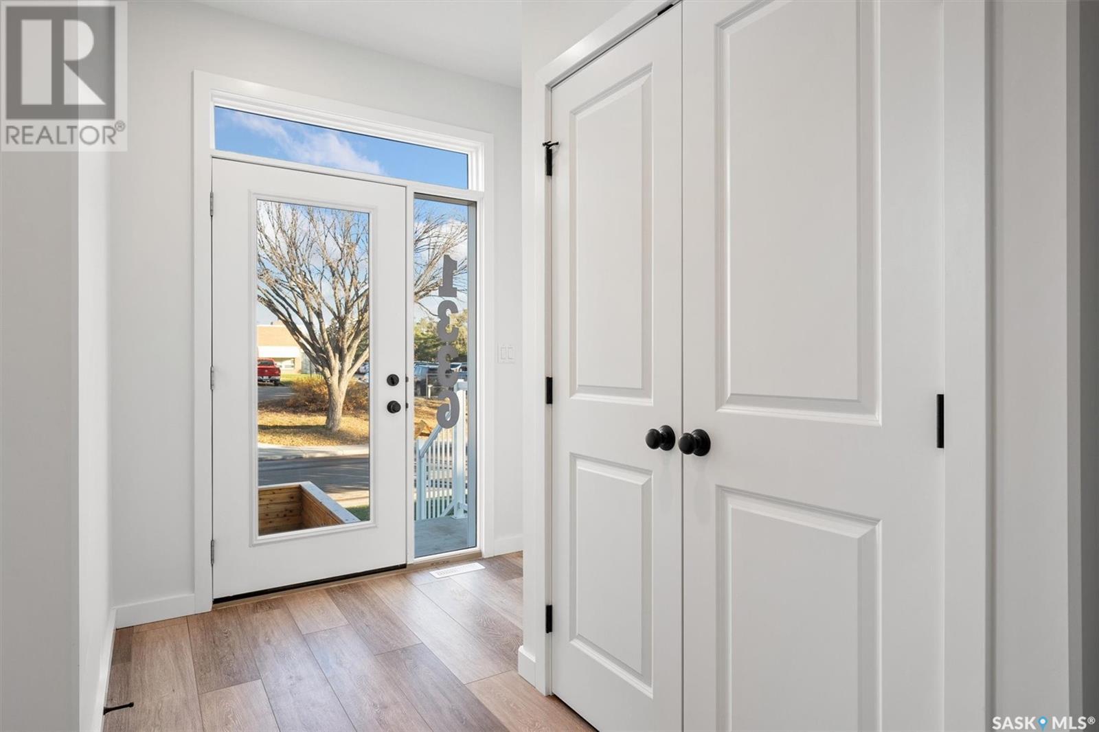 Property at 1336 Colony STREET image 2