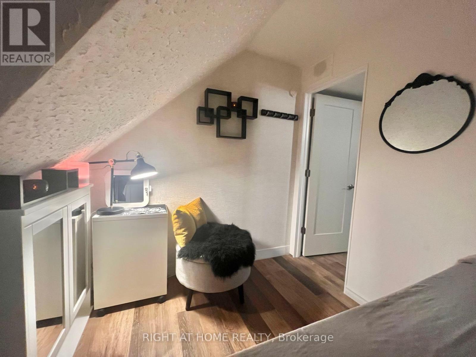 3rd Floor - 106 Cumberland Street, Toronto, Ontario  M5R 1A6 - Photo 19 - C12060215