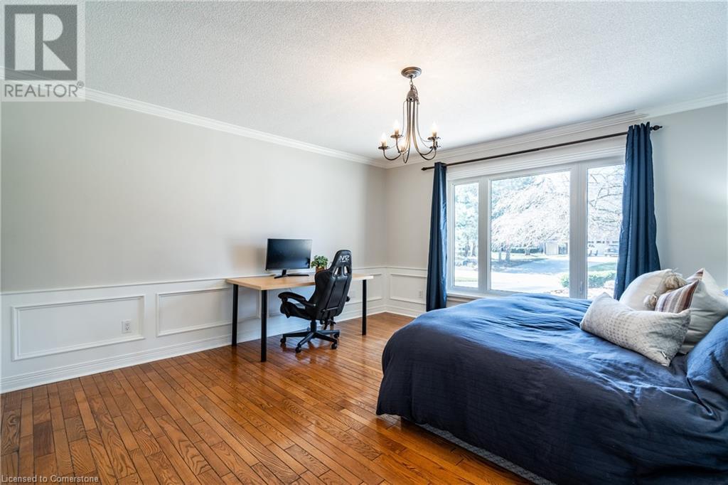 Property at 6 VANSTRAALEN Street image 5