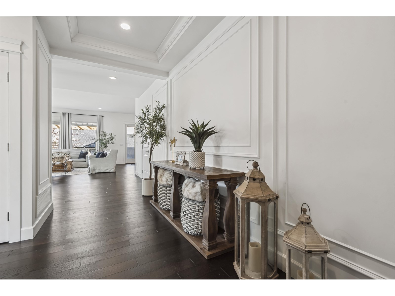 Property at 16411 26B AVENUE image 2