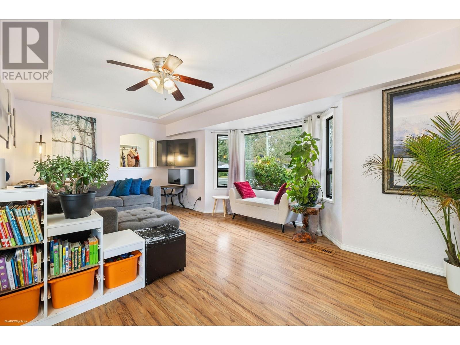 Property at 12400 202 STREET image 3