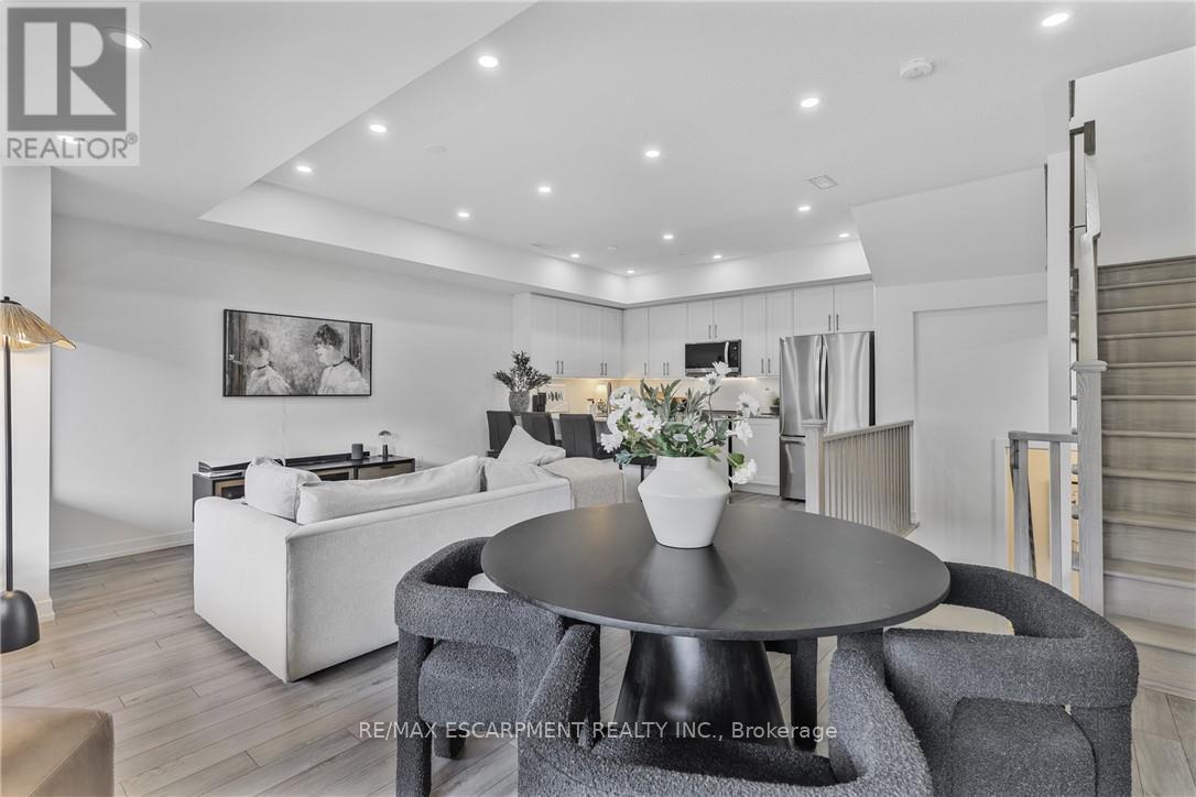 Property at 1543 HILSON HEIGHTS image 5