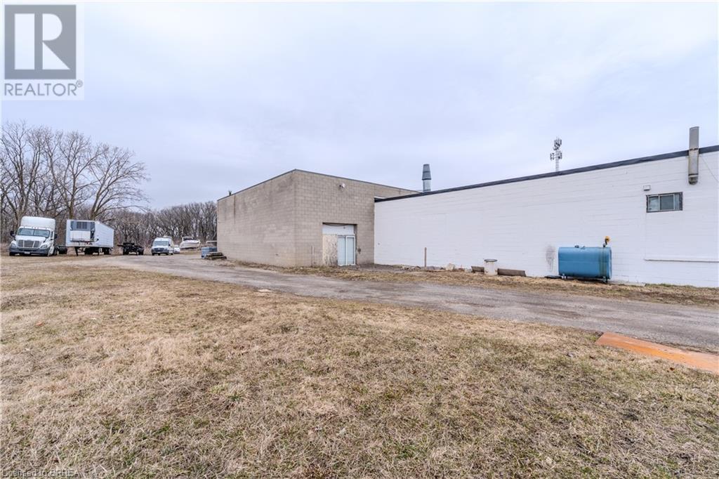 663 Colborne Street W, Brantford, Ontario  N3T 5L5 - Photo 23 - 40701432