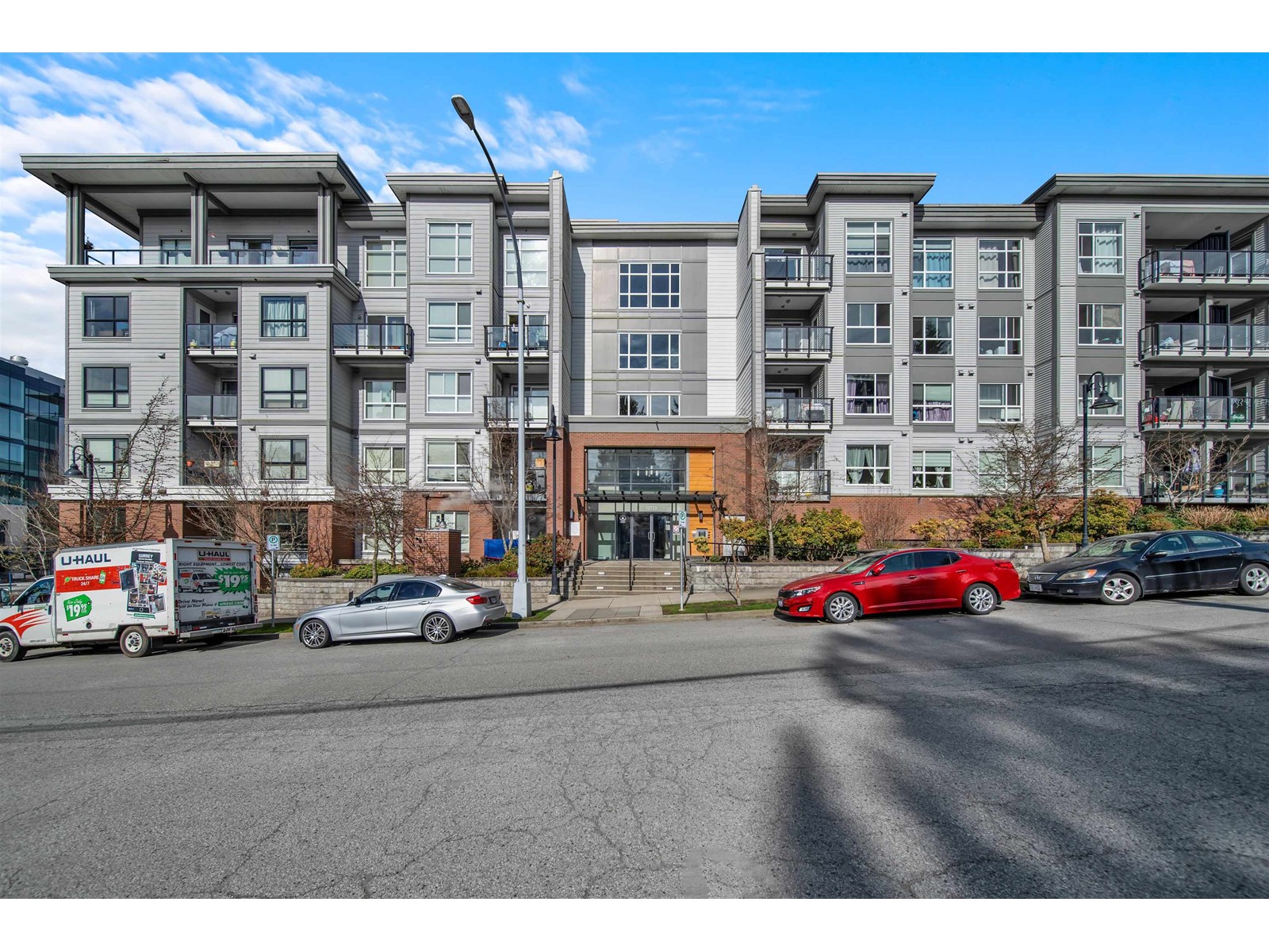 437 13733 107A AVENUE, surrey, British Columbia