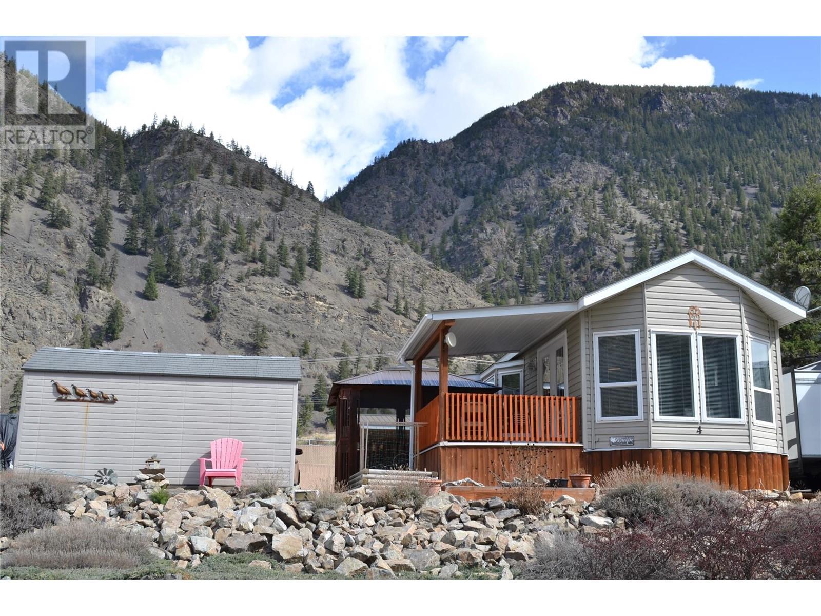 4354 Hwy 3 Highway Unit# 4, keremeos, British Columbia