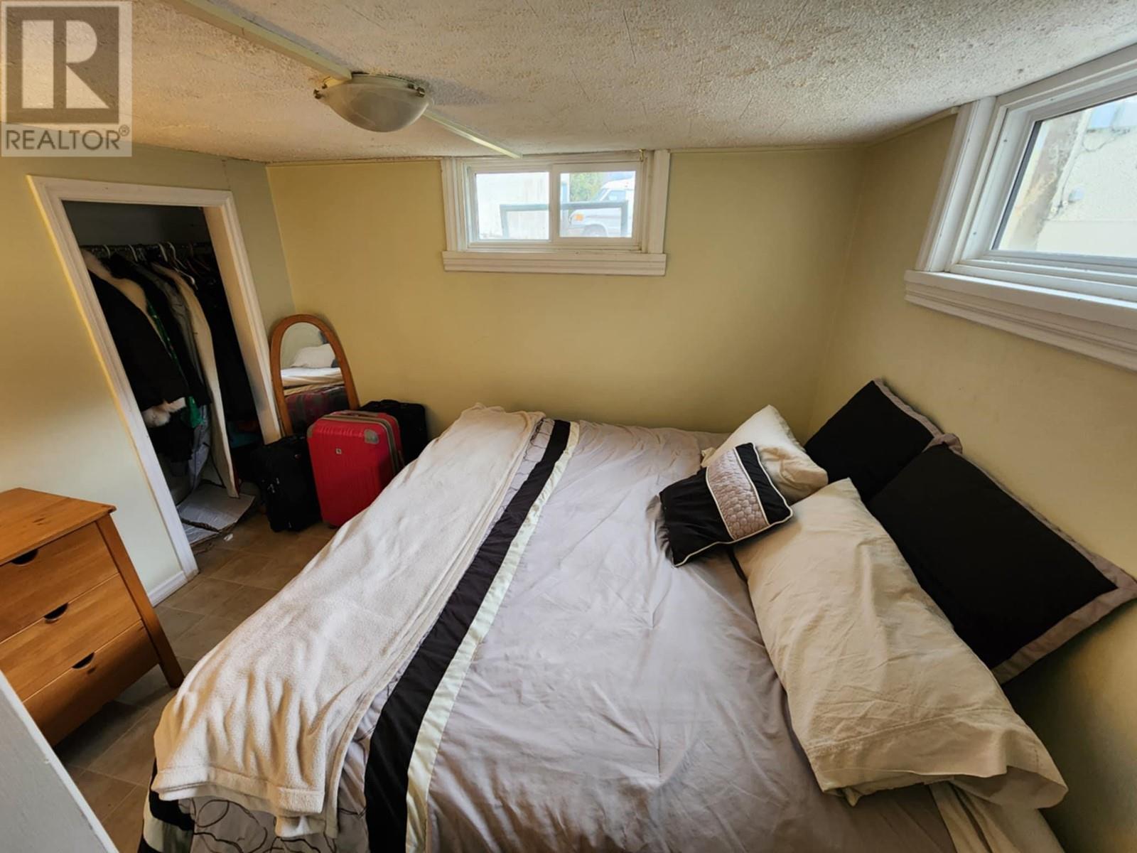 3300 Dahlia Crescent, Trail, British Columbia  V1R 2X9 - Photo 10 - 10340749