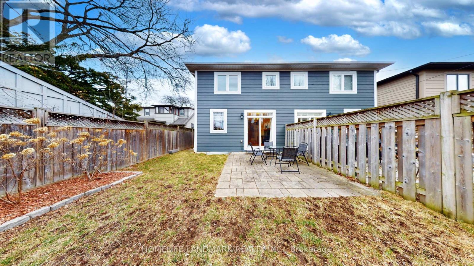 64 Forest Avenue, Mississauga, Ontario  L5G 1L2 - Photo 37 - W12059618