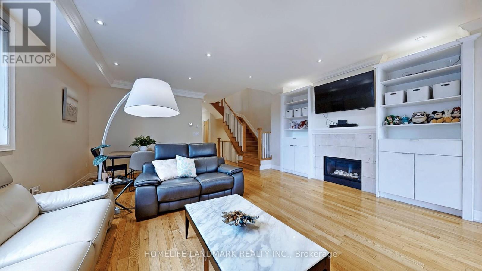 64 Forest Avenue, Mississauga, Ontario  L5G 1L2 - Photo 7 - W12059618